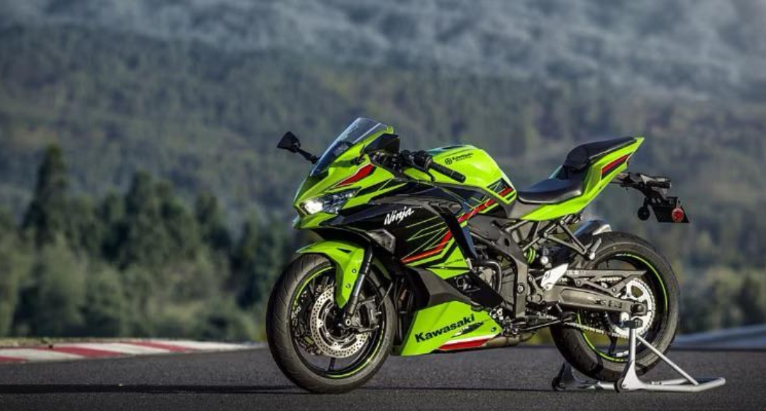 Kawasaki Ninja ZX4R कम बजट में सुपर बाइक का सपना होगा पूरा