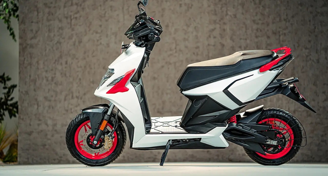 भारत के Top 3 Popular Electric Scooter दमदार रेंज और शानदार फीचर्स के साथ