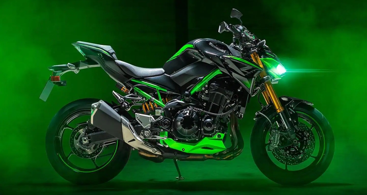 कम बजट में सुपर बाइक का सपना करें पूरा Kawasaki Ninja Z900 को केवल 2.90 लाख में खरीदें